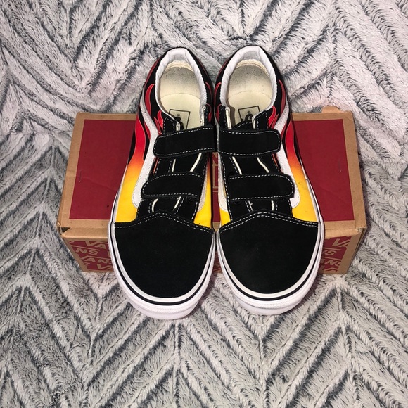 vans slip on fire design